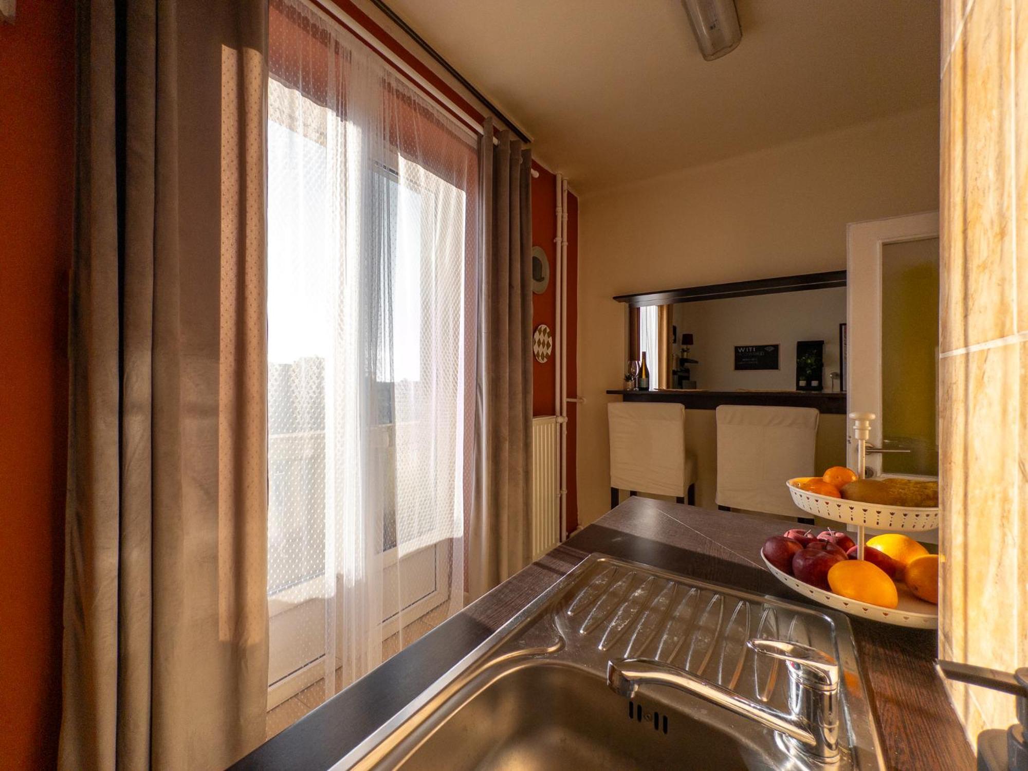 Loggia Apartman Gyor Exterior photo